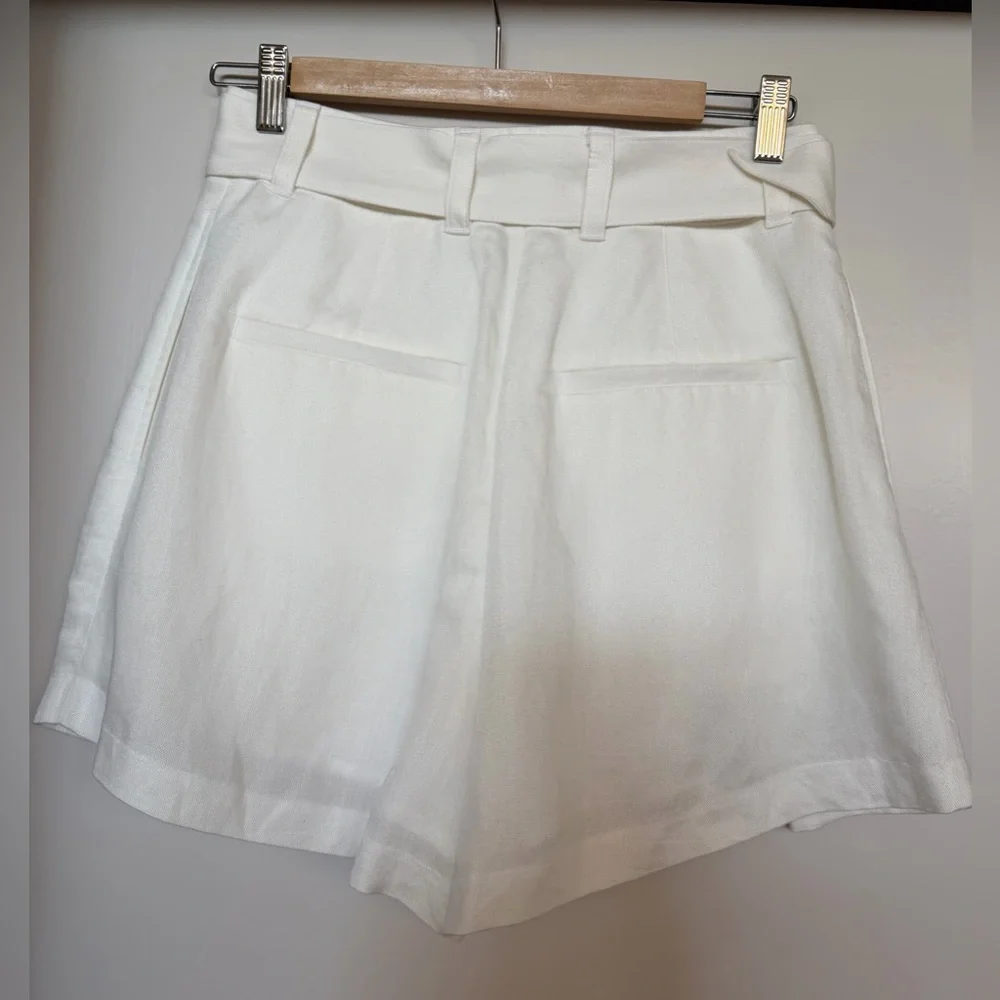 VGUC Club Monaco Short Size 2 - Picture 5 of 7